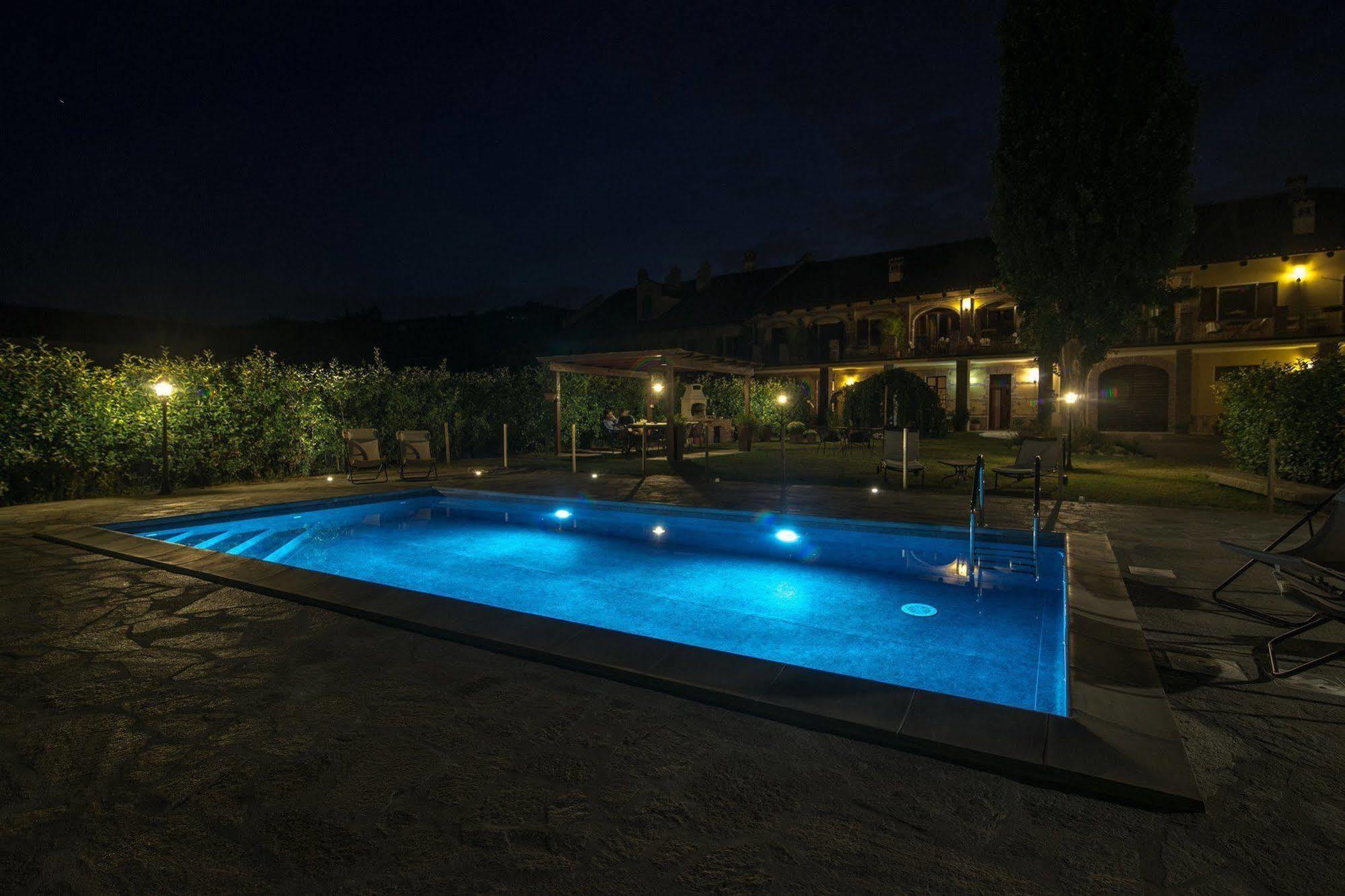 Cascina Rocca - Guest House Castiglione Falletto Exteriér fotografie
