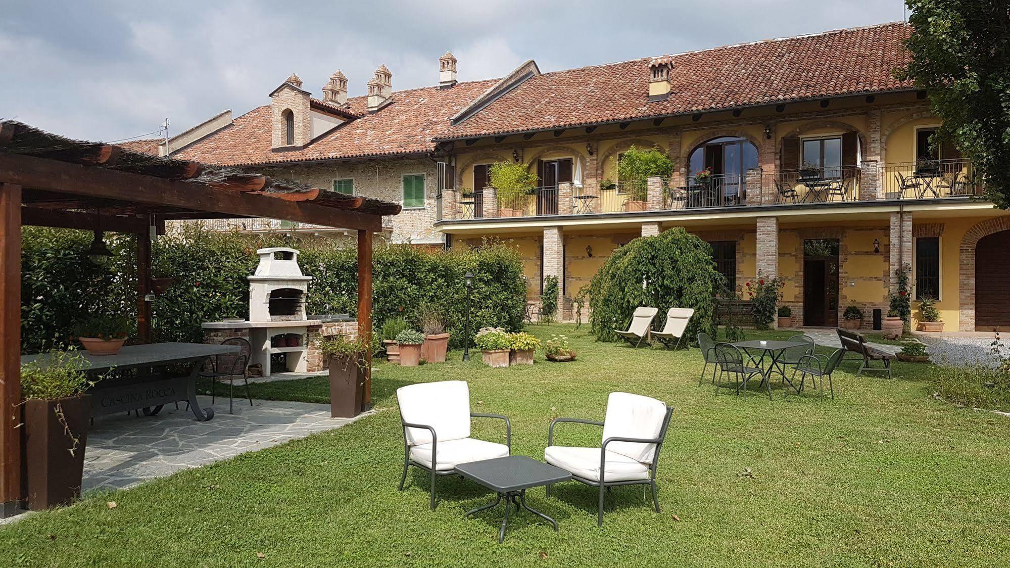 Cascina Rocca - Guest House Castiglione Falletto Exteriér fotografie